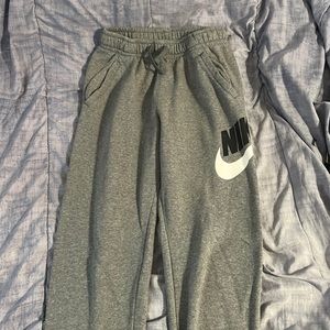 Kids XL Gray Nike Sweatpants